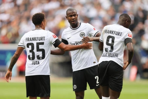 E. Ndicka leaves the "Eintracht" team