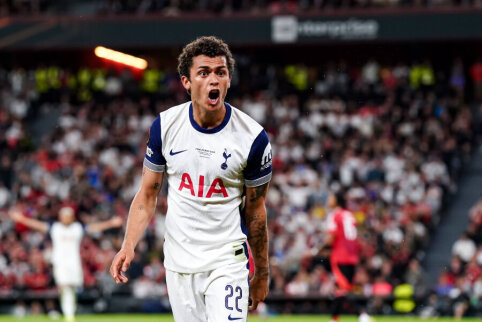 Another title drought ends: Tottenham breaks Manchester United in the Europa League final