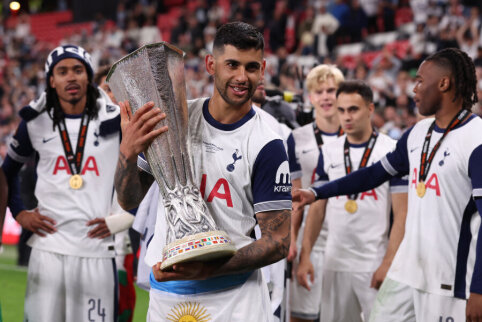 Europa League Player of the Season – C. Romero