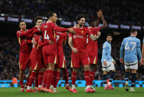 Liverpool's festive parade – painful incident (N18)