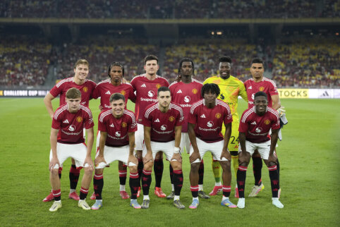 The shadow of shame follows even after the season: ‘Manchester United’ lost to the Southeast Asian national team.