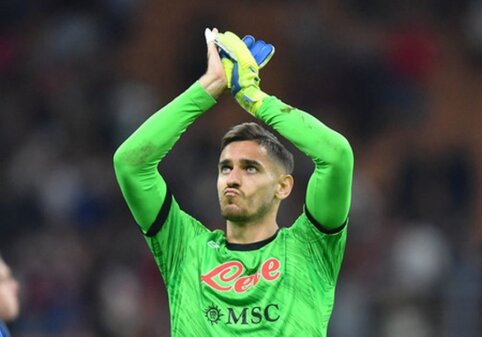 A. Meretas will play for the Napoli club for a couple more seasons.