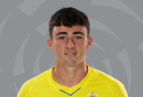 Talented guard A. Moleiro will play for the 'Villarreal' club