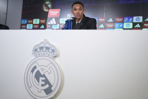 T. Alexander-Arnold presented at 'Real' club: 'This is a dream come true'