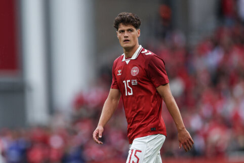 Arsenal plans to replace T. Partey with C. Norgaard