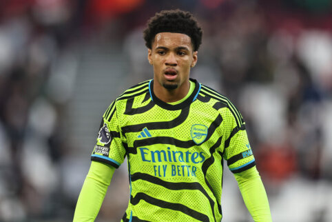 Arsenal club hopes to keep midfielder E. Nwaneri in the team