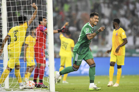 R. Firmino will play for the Qatari club 'Al-Sadd'
