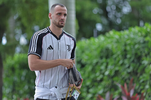 F. Gatti will play for the Juventus club for another five years
