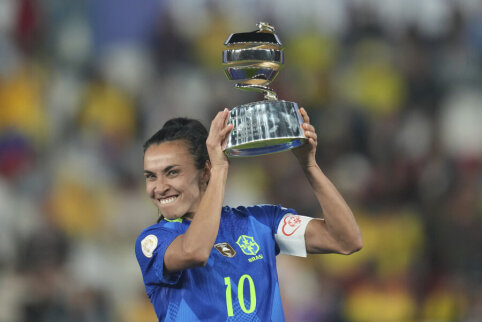 Women’s Copa America Final – out of this world: 39-year-old Marta saves Brazil with a brace.