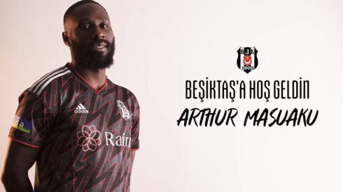 A player who previously played in England will join the Sunderland club.