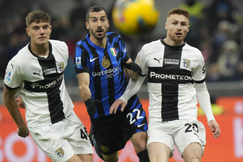 "Liverpool" will add G. Leoni.