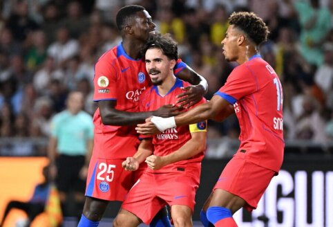 PSG barely defeated Nantes