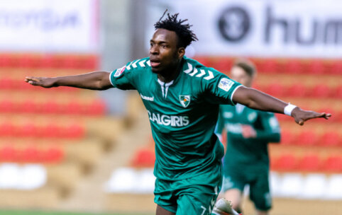 In Switzerland, the value of former A League player Ph. Otele is rising like yeast.