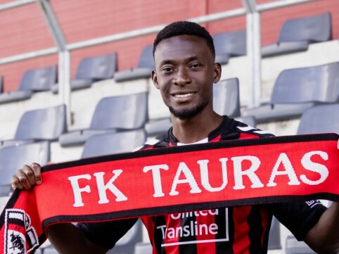 Tauras invites a famous newcomer