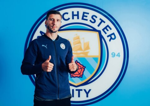 Official: "Man City" has extended the contract with R. Dias.