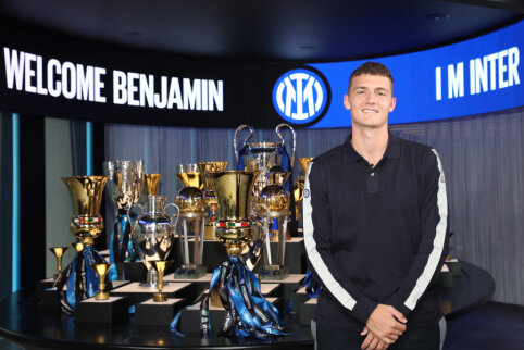 Marseille club borrowed B. Pavard for the season