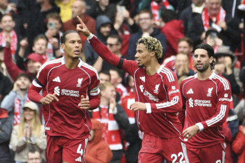 Liverpool earns a hard-fought victory in the Merseyside derby