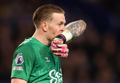 J. Pickford has long linked his future with the 'Everton' club.