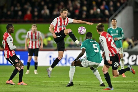 Champions continue to sink: "Brentford" defeats "Liverpool" at home