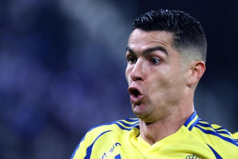 How long has C. Ronaldo's club football trophy drought lasted?