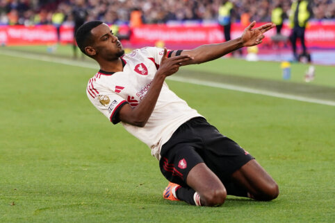 A. Isak opened up, and 'Liverpool' surpassed 'West Ham'