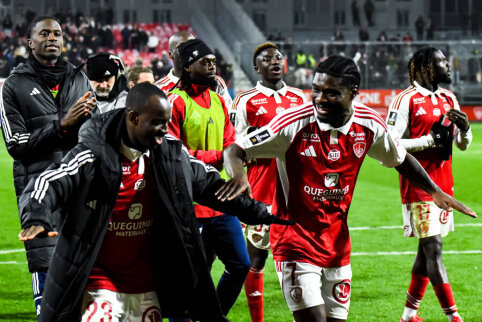 Stade Brest suffered their third consecutive defeat in France against the Monaco club.