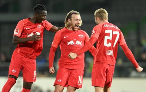 A. Haidara becomes the first offseason signing of the 'RC Lens' club.