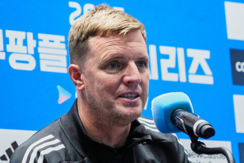 E. Howe: "Nothing has changed, as I am in the Newcastle ranks and I will work hard."