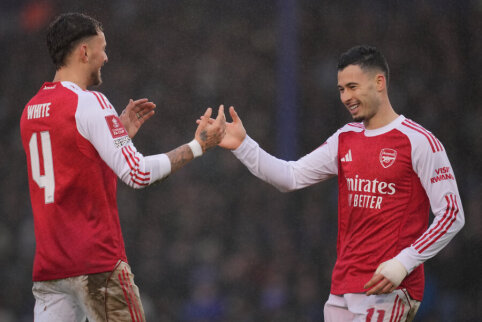 G. Martinelli's "hat-trick" led "Arsenal" to the next round of the FA Cup.