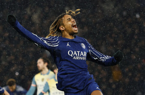 B. Barcola's goal decided PSG's late victory.