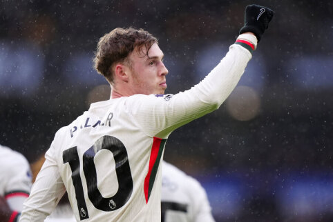 C. Palmer's "hat trick" secured victory for the Chelsea team.