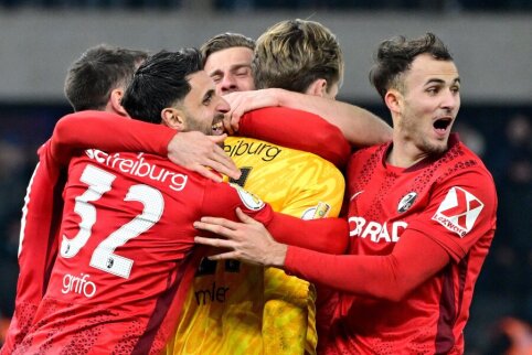 Freiburg team reached the German Cup semifinals after a penalty shootout.