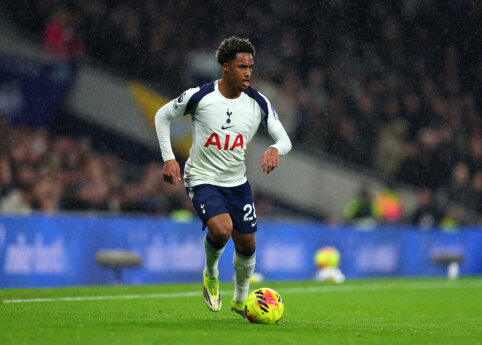 Tottenham's winger W. Odobert suffered a cruciate ligament injury.