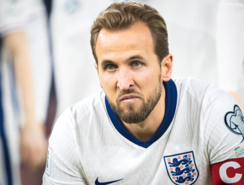 M. Owen: "England should take three forwards to the World Cup"