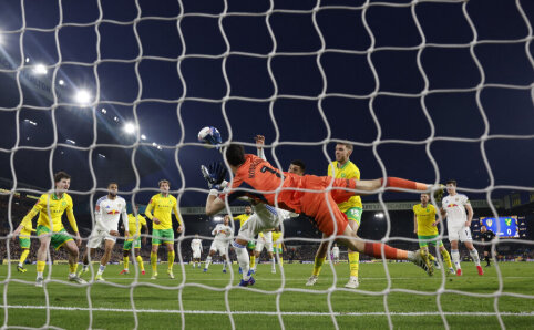 Leeds advanced to the FA Cup quarterfinals