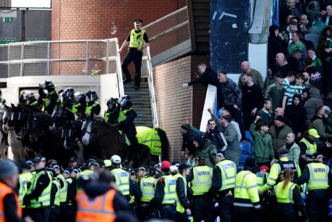 After the 'Old Firm' derby – pure chaos: fans stormed the pitch, 'Celtic' player's shirt was left bloody.