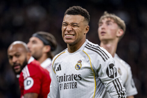 Curiosity: "Real" treated the wrong K. Mbappe's leg