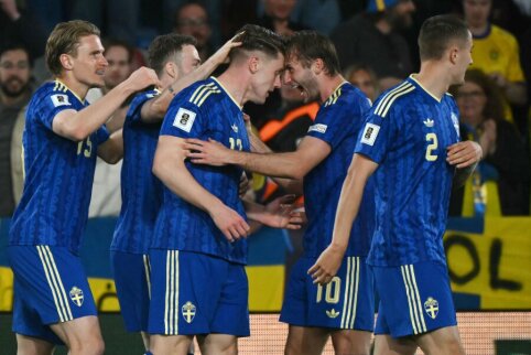 G. Potter commented on V. Gyokeres' influence on the Swedish national team.