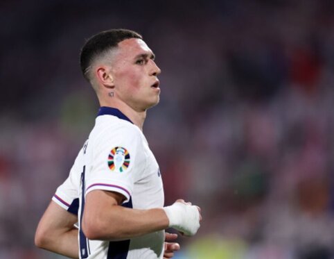 T. Tuchelis commented on P. Foden's current condition in the national team and club.