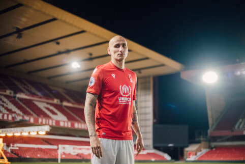 Former Newcastle player J. Shelvey has ended his football career.