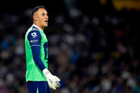 K. Navas dramatically lost the Mexican champion title with 'Pumas' at the last minute.