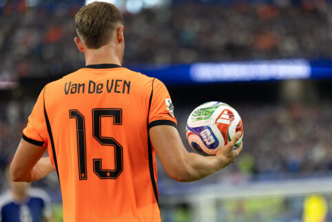 Tottenham requested a huge sum for M. van de Ven
