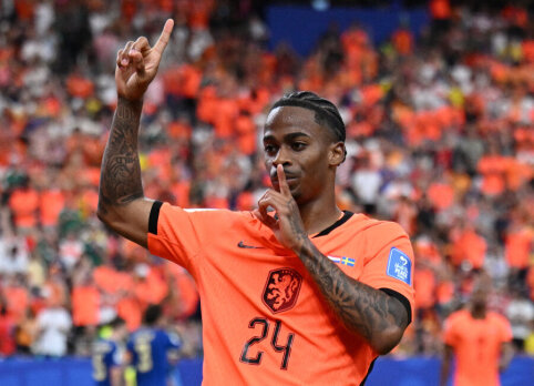 The Netherlands showed no mercy to Sweden's eleven