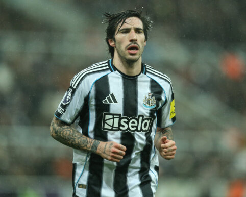Tottenham opened negotiations with Newcastle for S. Tonali