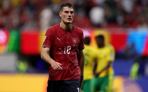 Turning forty, P. Schick has ended his career with the national team.