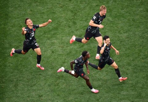 Canada dramatically advanced to the Round of 16