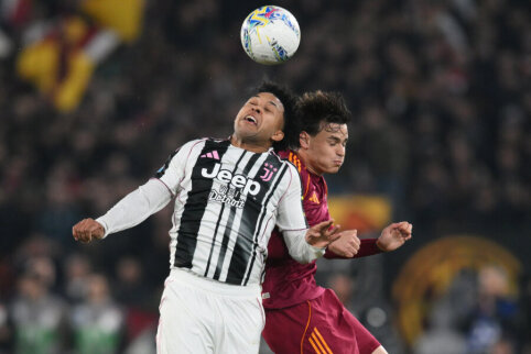 L. Openda will join the Lyon club on a loan basis.
