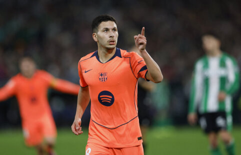Barcelona player R. Bardghji suffered the second serious injury of his career.