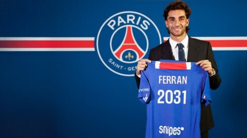 Official: PSG has added a world champion