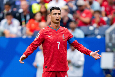 Leaked footage of C. Ronaldo's secret wedding ceremony